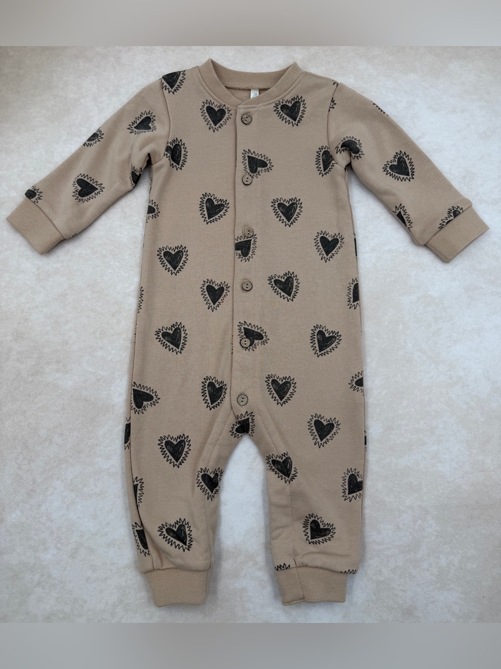 🆕 Rylee + Cru Beige Romper with Black Heart Print